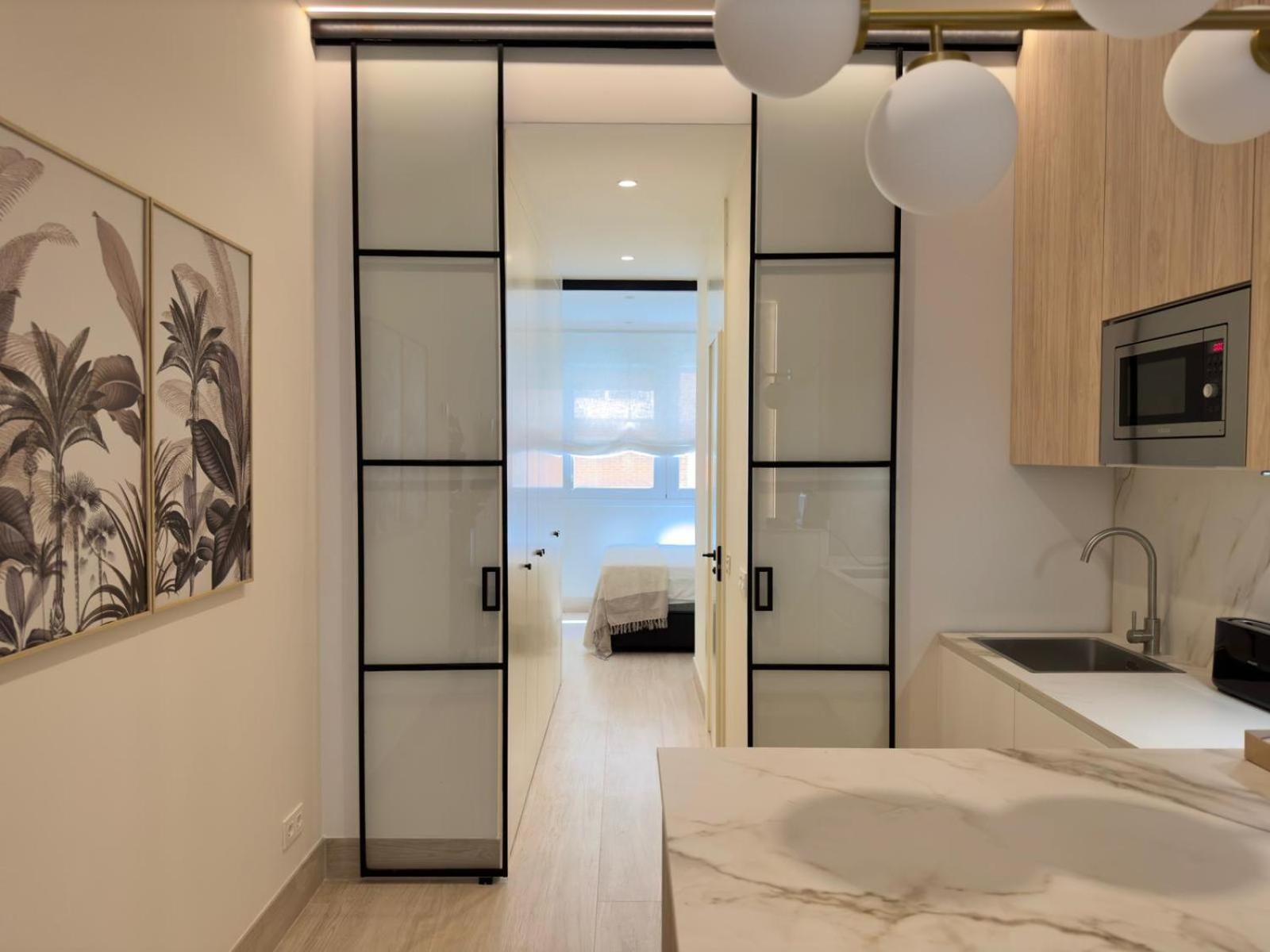 Apartamentos Orilla Del Bernabeu Madrid Exterior foto