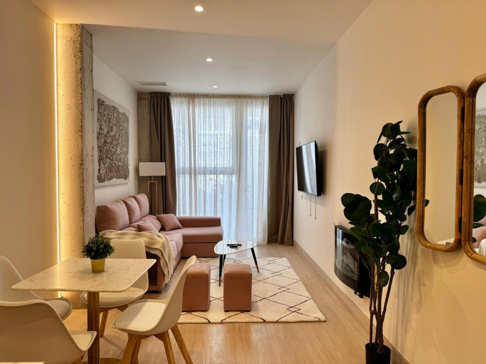 Apartamentos Orilla Del Bernabeu Madrid Exterior foto