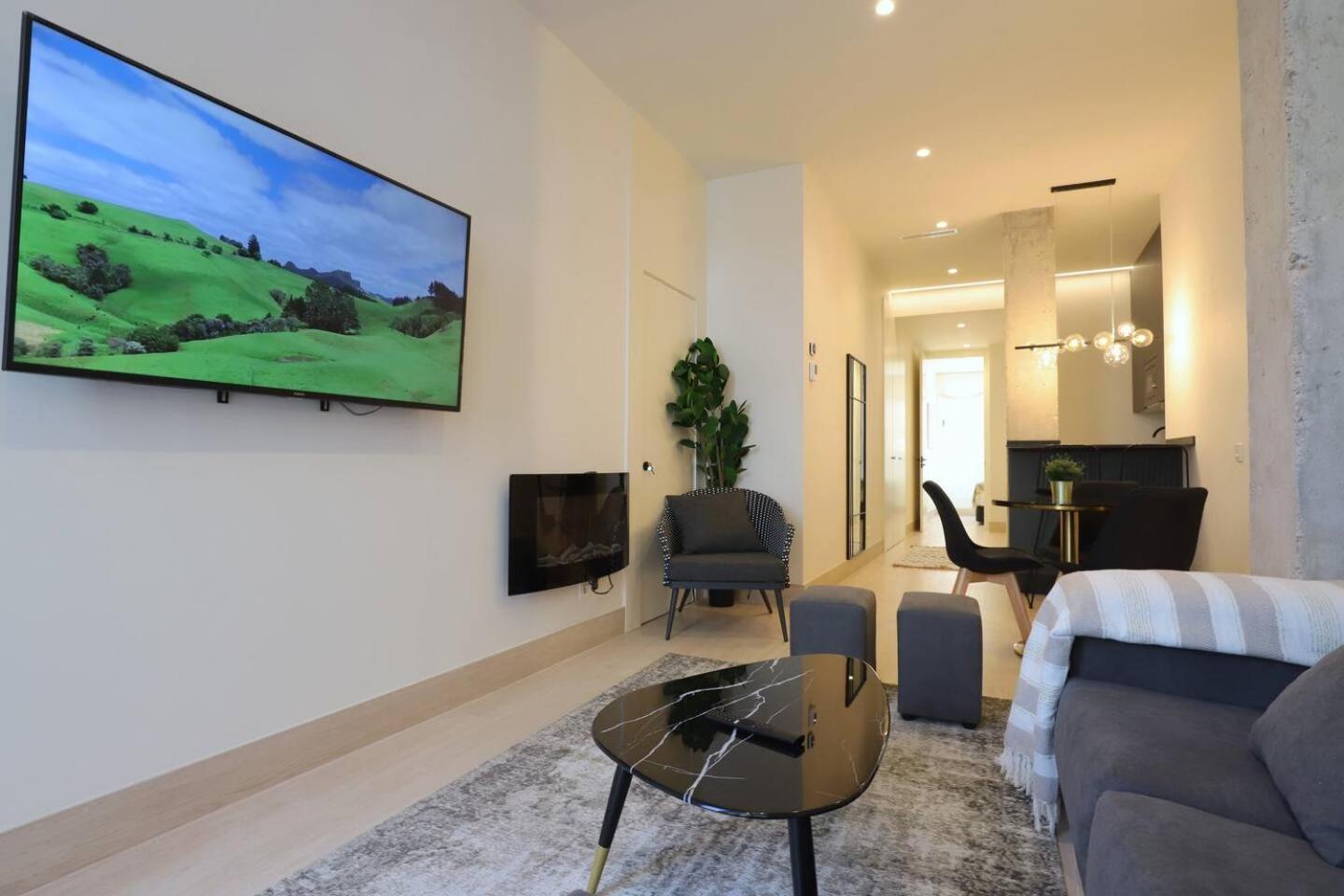 Apartamentos Orilla Del Bernabeu Madrid Exterior foto