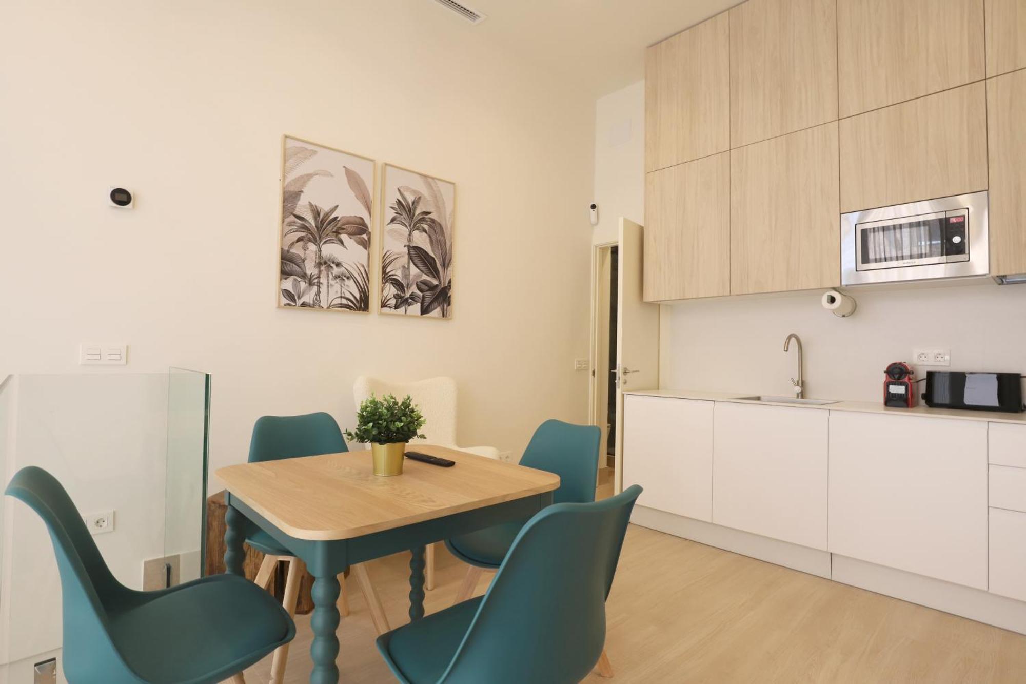 Apartamentos Orilla Del Bernabeu Madrid Exterior foto