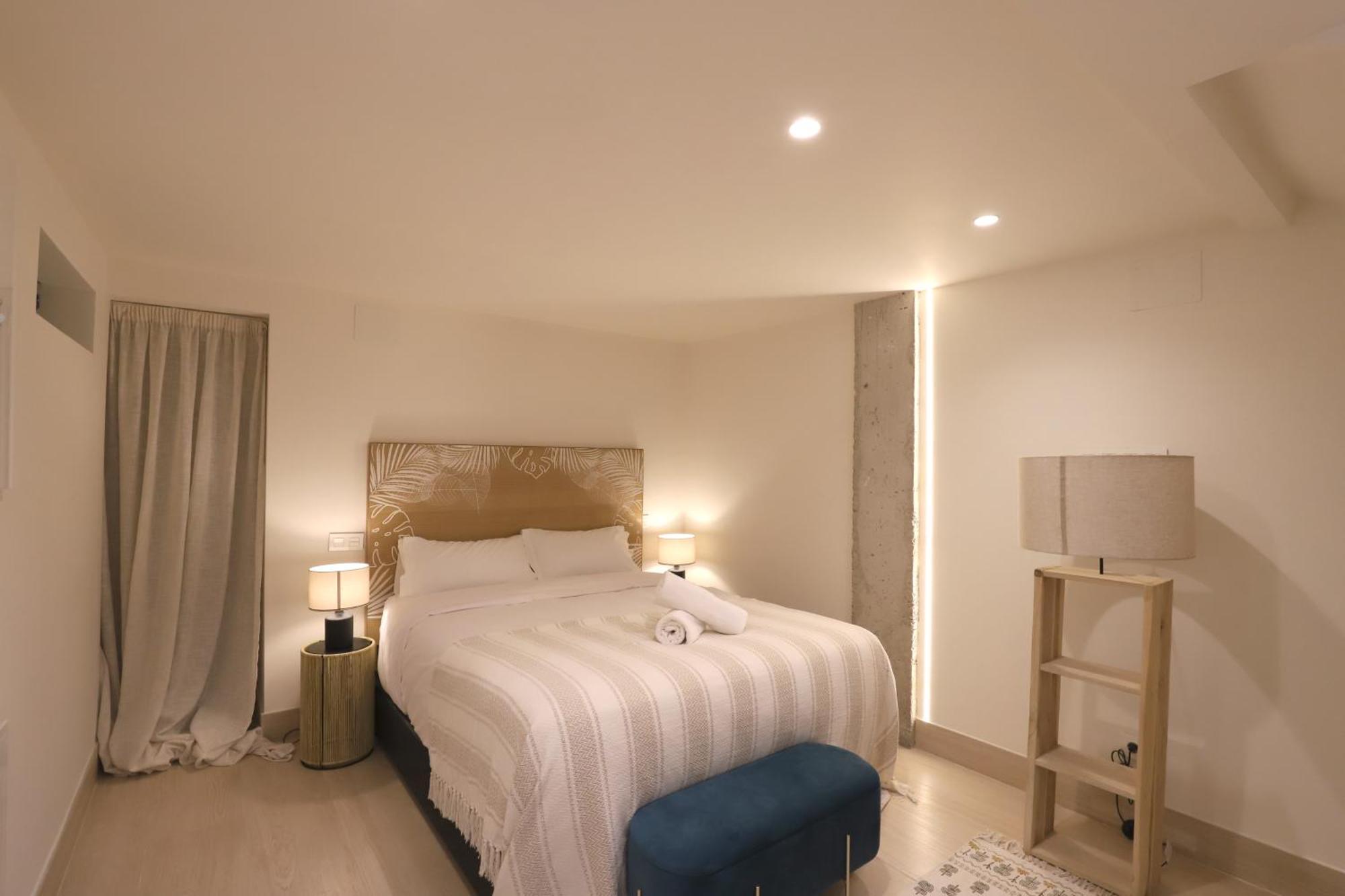 Apartamentos Orilla Del Bernabeu Madrid Exterior foto